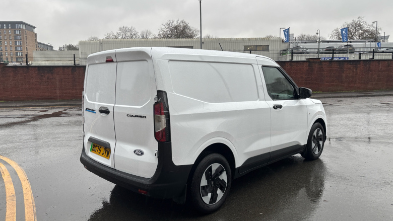 Ford Transit Courier E-Transit Courier 100kW 43kWh Trend Van Auto